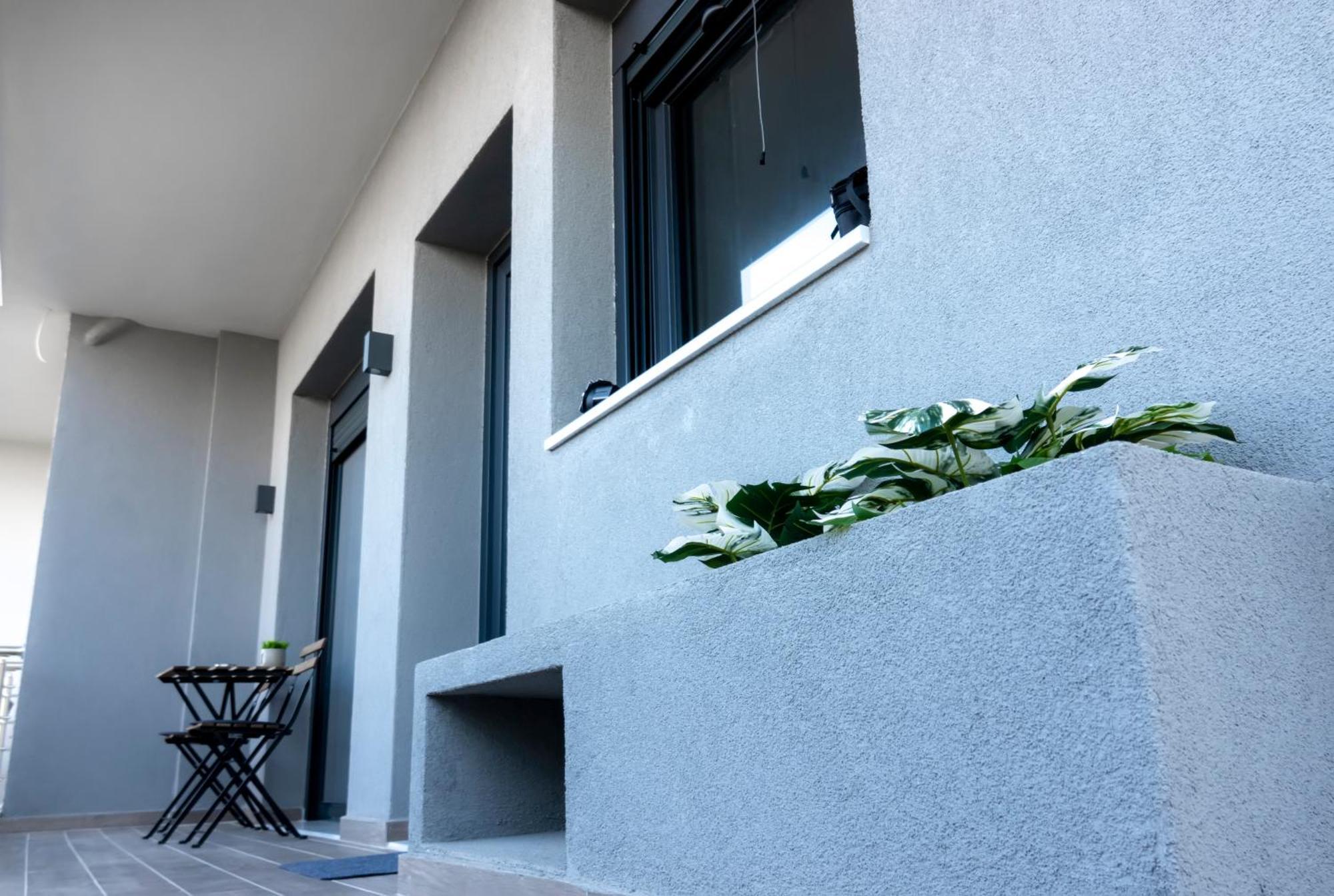 ניאה מודאניה Berries Luxury Apartments מראה חיצוני תמונה