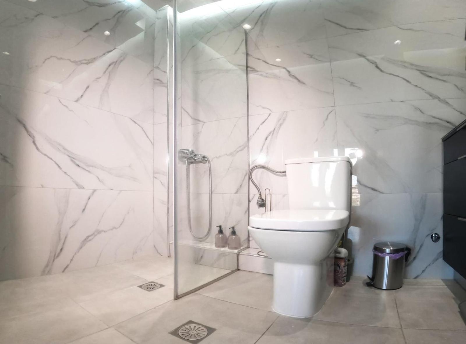 ניאה מודאניה Berries Luxury Apartments מראה חיצוני תמונה